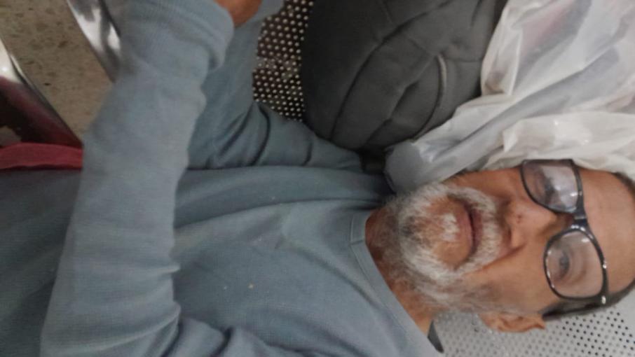 Abuelo abandonado
