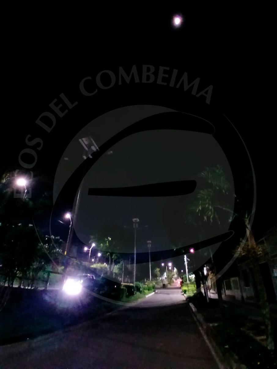 alumbrado-avenida-fantasma.jpg