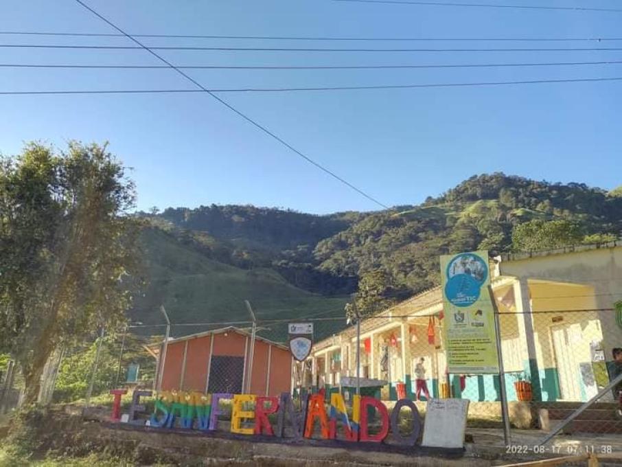 1_apoyo_paro_colegio_libano.jpg