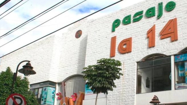 Agresion en el pasaje la 14