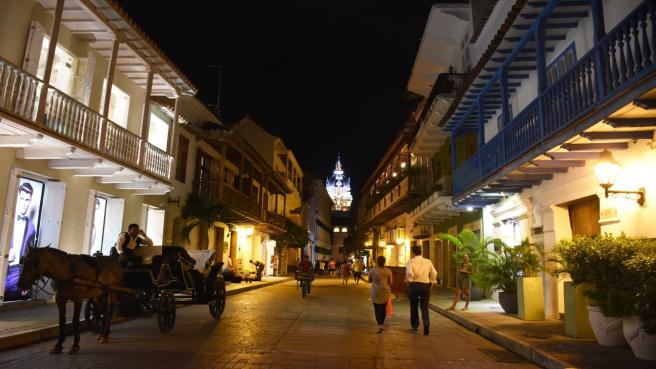 La iniciativa del Ministerio de Comercio, Industria y Turismo, Fontur y la Cámara de la Diversidad busca identificar las necesidades de la población LGBTIQ+ y mejorar el diseño de experiencias turísticas, en ocho ciudades del país: Bogotá, Cali, Medellín, Pereira, Cartagena, Villavicencio, San Andrés y Neiva.