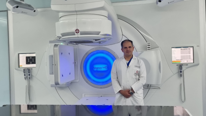 Óscar Gamboa, médico oncólogo.