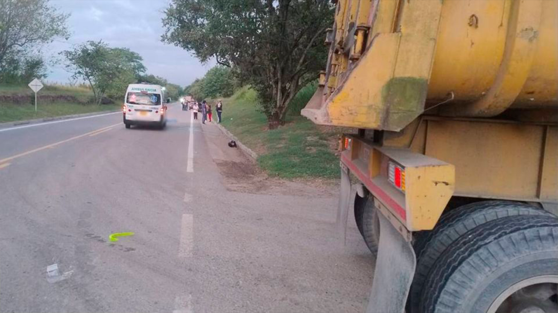 Mujer fallece en vía Alvarado