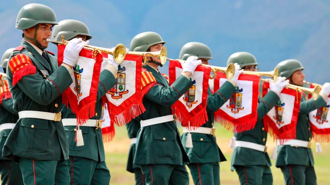 banda-amrcial.jpg