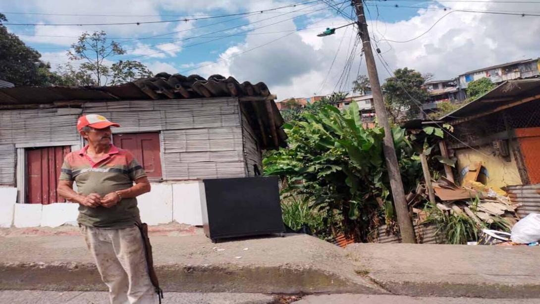 Bajan los niveles de pobreza monetaria en Colombia